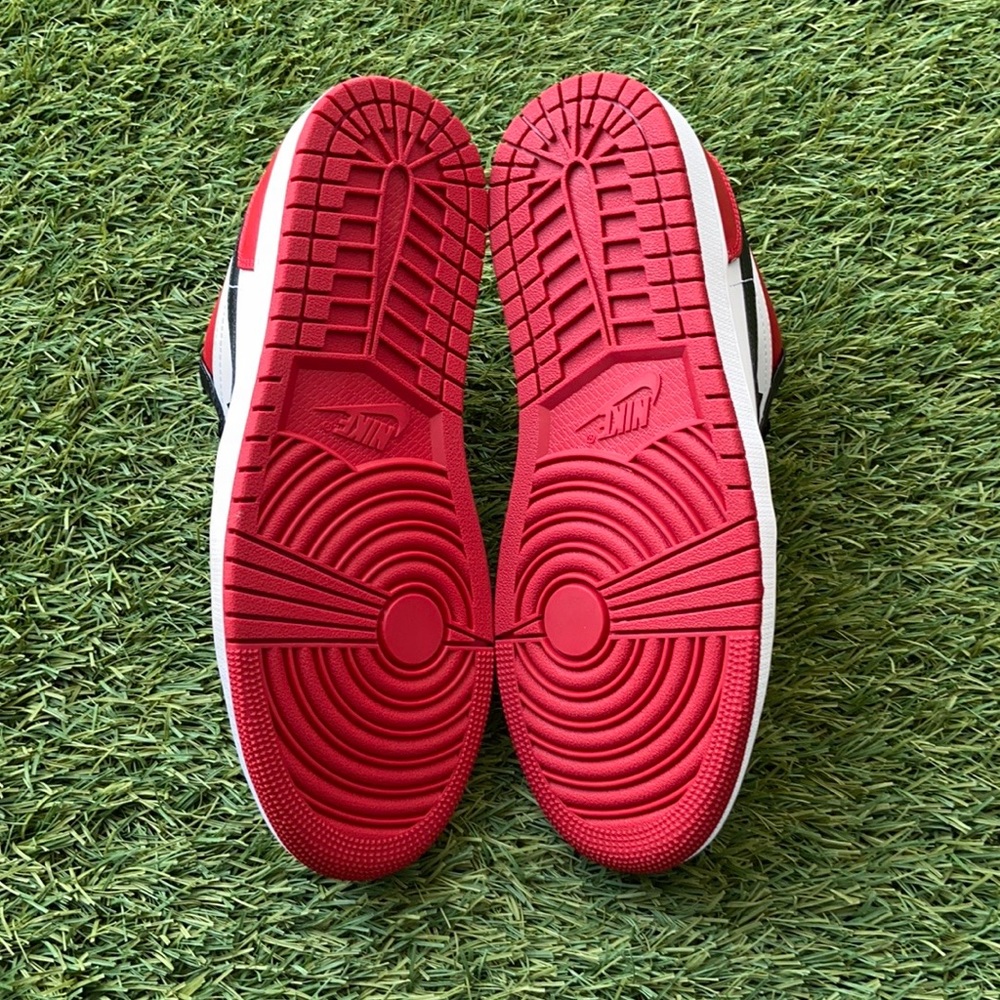 Air Jordan 1 Low - Picture 5 of 5